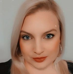 Meet your Posher, Clare